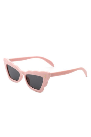 Irregular Wavy Fashion Cat Eye Sunglasses